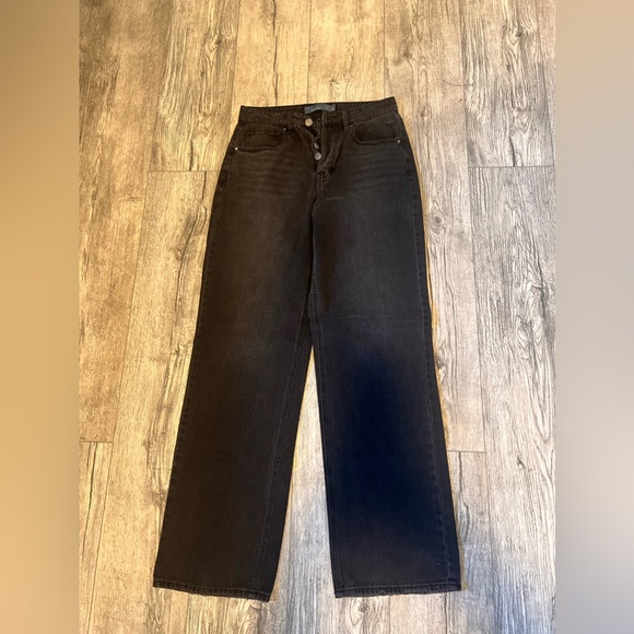 Strength Jeans - Picture 1 of 5